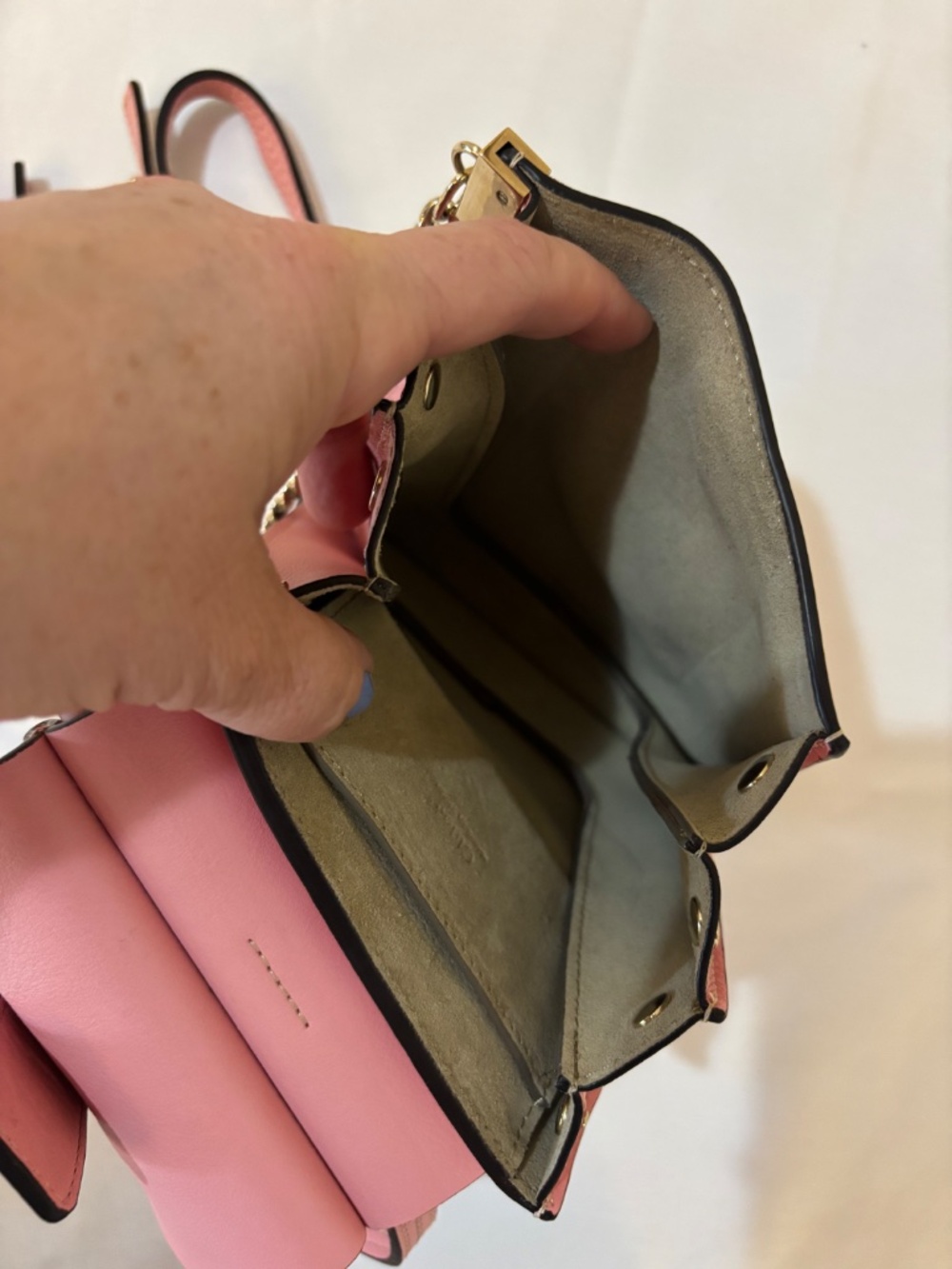 Chloe Suede Calfskin Mini Faye Bracelet Bag Pink Pre-Owned - Picture 9 of 14